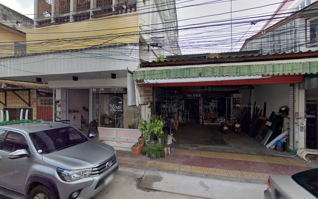 ATM กรุงไทย ยืนยันตัวตน ห้างฯ โรบินสัน กำแพงเพชร: ตู้เอทีเอ็มของธนาคารกรุงไทยที่กำแพงเพชรอำเภอเมืองกำแพงเพชร